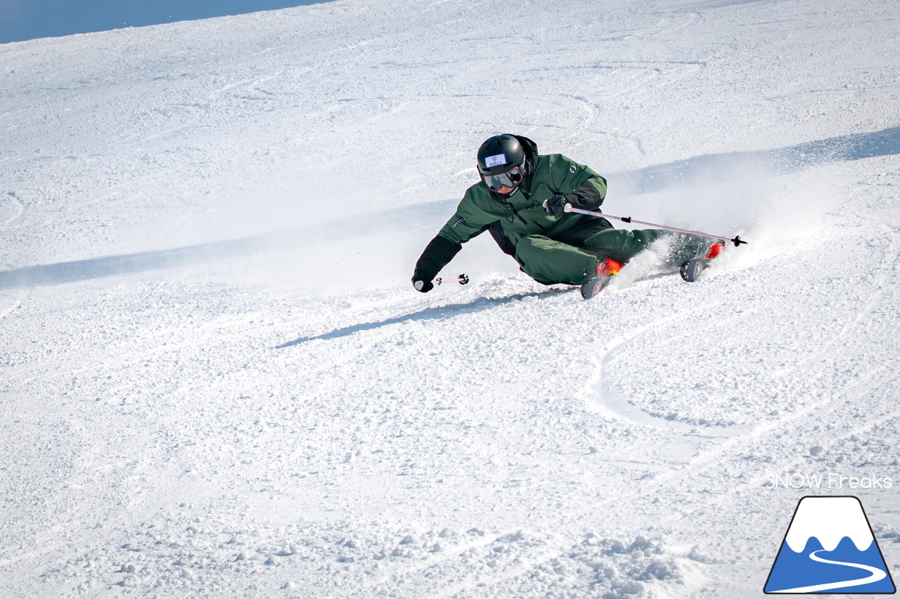 キロロリゾート｜[okaphoto]ことフォトグラファー・岡崎宜紀さんの撮影に密着。被写体となるのは...全日本スキー技術選ファイナリスト『原田侑駿 - Yuma Harada』(^^)/